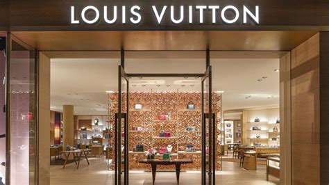 louis vuitton barton creek mall|louis vuitton clothing.